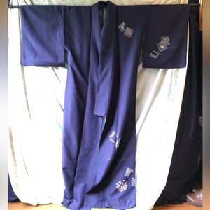 Vintage navy polyester kimono with small print detail